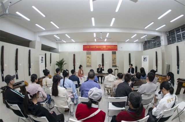 贺州市首届古琴展览会举行