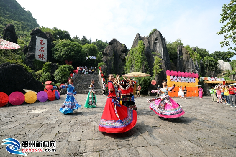 【2018中国节·端午】首届多彩油纸伞节 为端