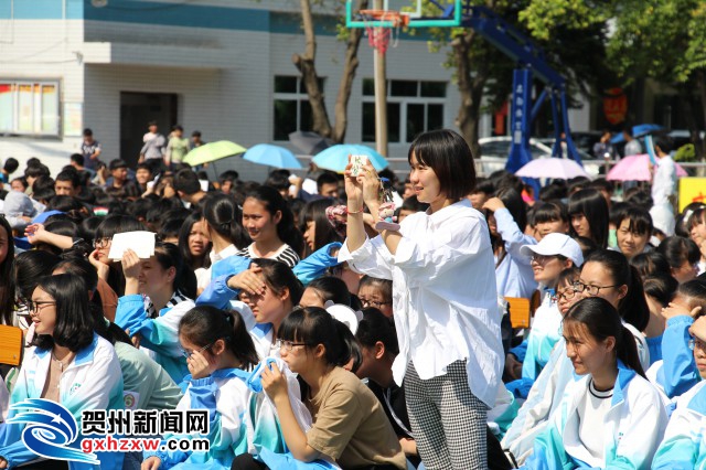 戏曲走进桂梧高中精湛表演展示戏曲魅力