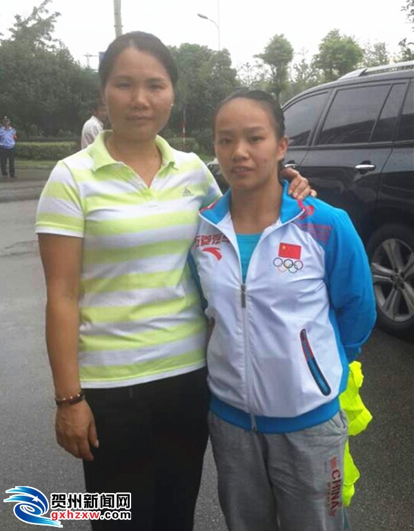 启蒙教练眼中的蒋惠花 - 贺州新闻 - 中新网广西